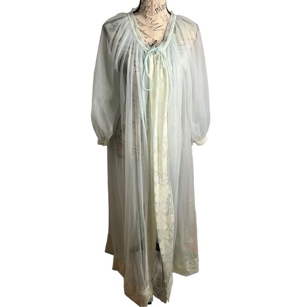 Vintage 1960s Miss Elaine Peignor Robe - Picture 11 of 16
